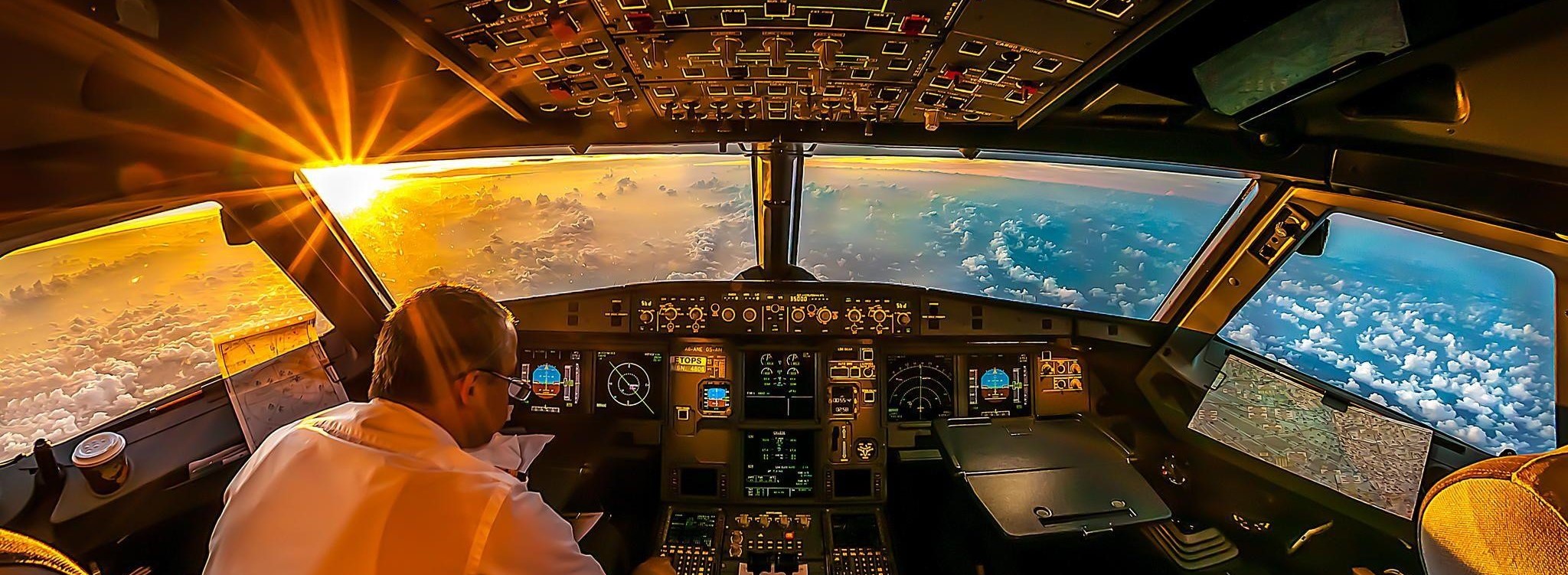/images/cockpit-banner.jpg